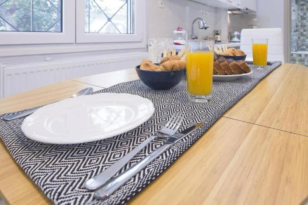 Modern Fully-Equipped House, 5 Min Walk From Metro Villa Атина Екстериор снимка